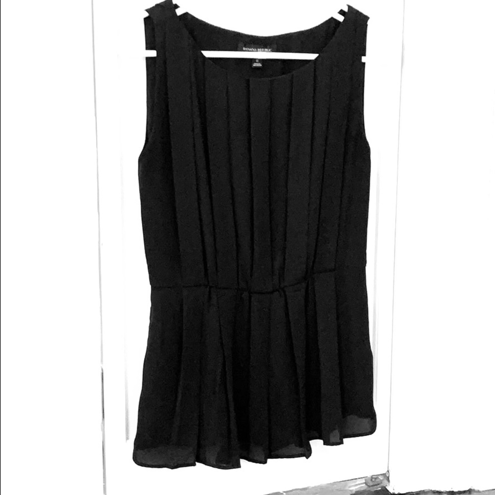 Pleated top